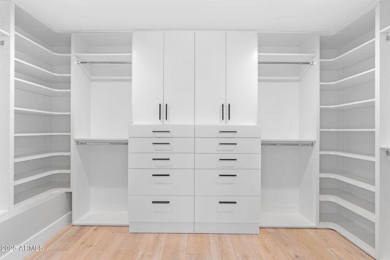 24-web-or-mls-3842-e-san-miguel-ave