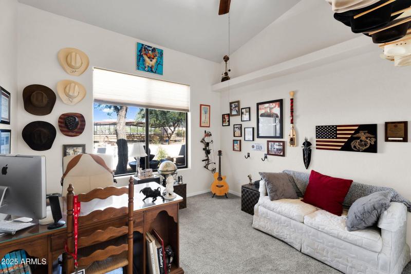 33-web-or-mls-907 E Carlise Rd-34