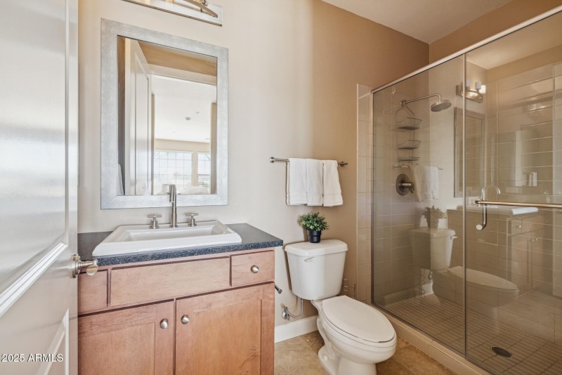 Guest Suite Bathroom