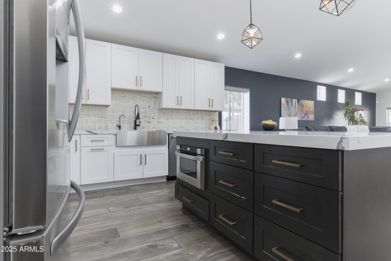 P1014147_48_49_50_51_52_53PX