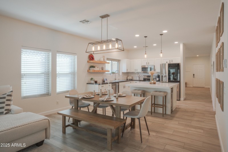 Formal Dining & Kitchen