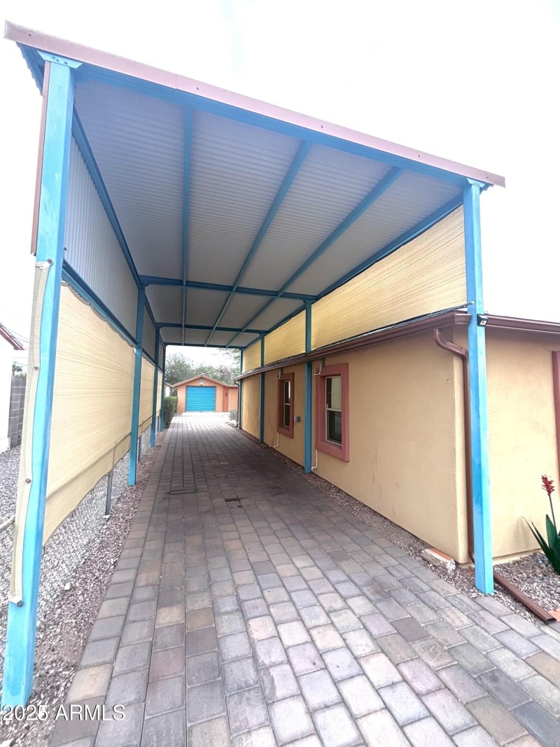 230 W 1st Ave Carport