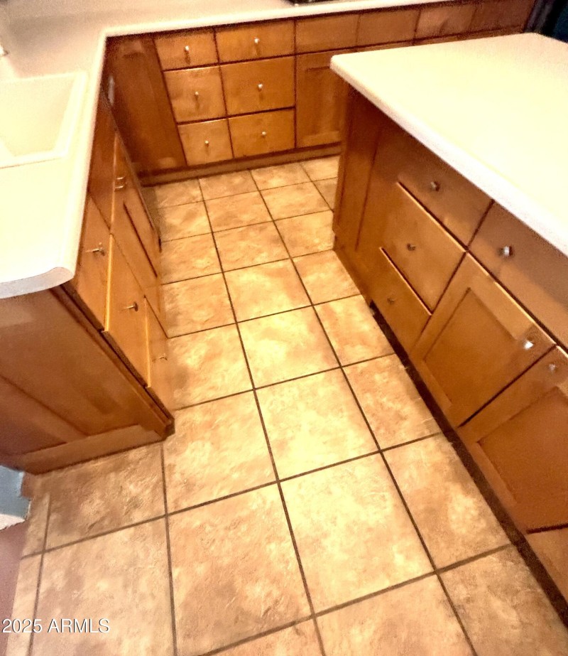 230 W 1st Ave Kitchen 5