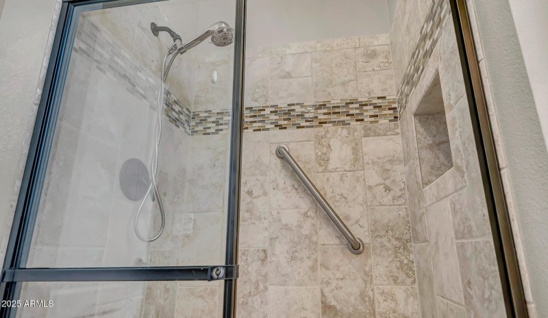Walk-in-shower