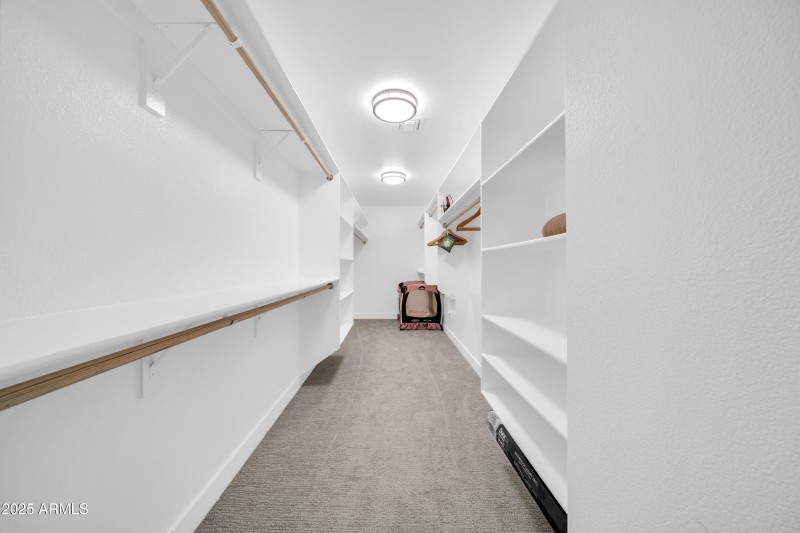 10617 W Daley Ln VT 5