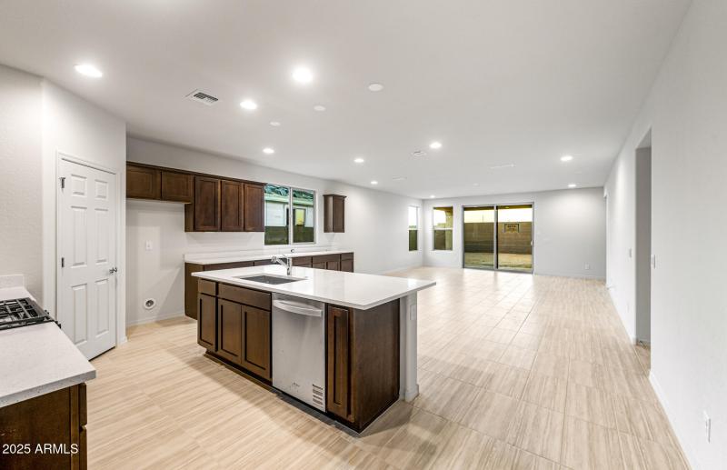 Kitchen/Cafe/Gathering Room