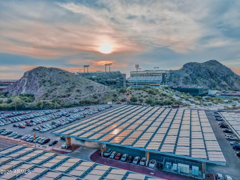 The Level Condo #1065