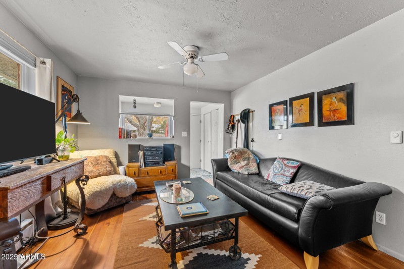 6-web-or-mls-DSC08543