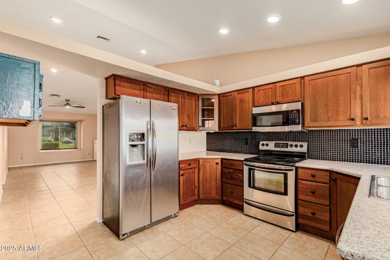 Fully Equipped Kitchen Amenities