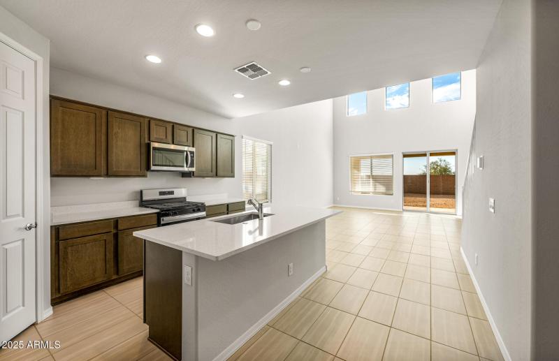 Kitchen/Cafe/Gathering Room