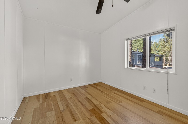 2184-w-reading-ct-flagstaff-az-usa-001