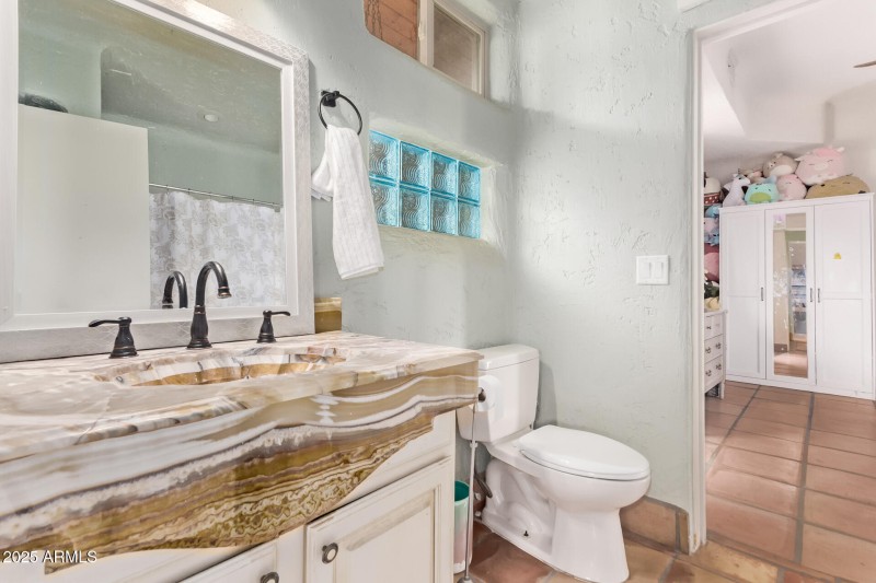 Jack & Jill Bathroom