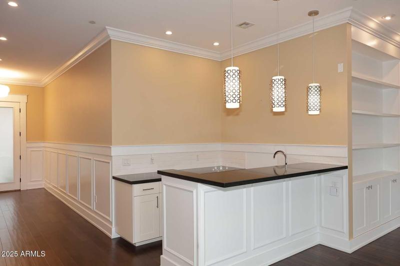 Great Room-Wet Bar