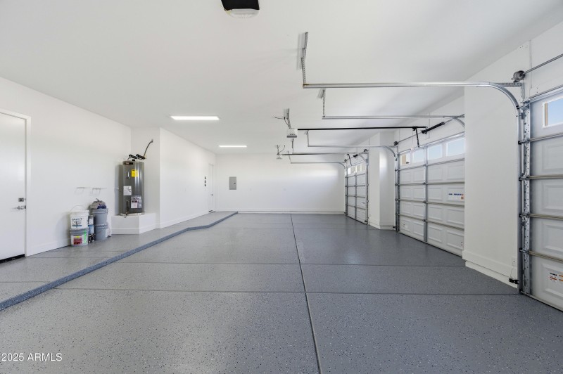 10039 N Burris Rd-105