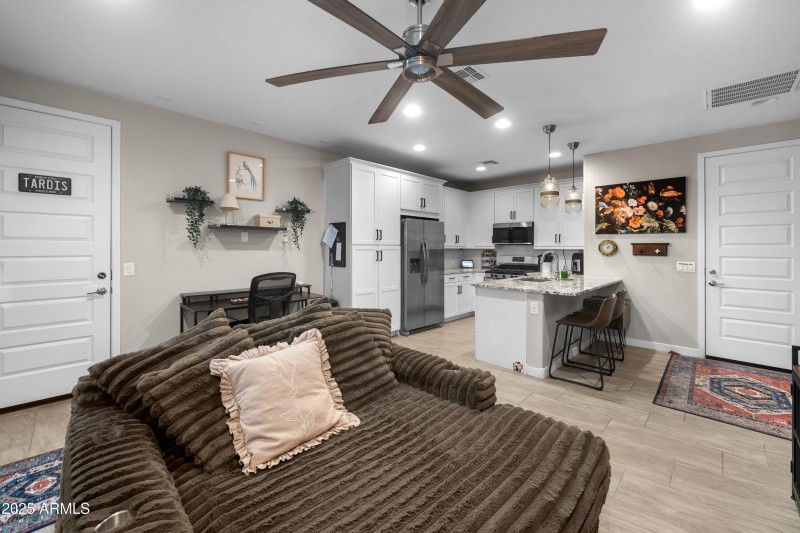 60-12381-Ballentine-Rd-60