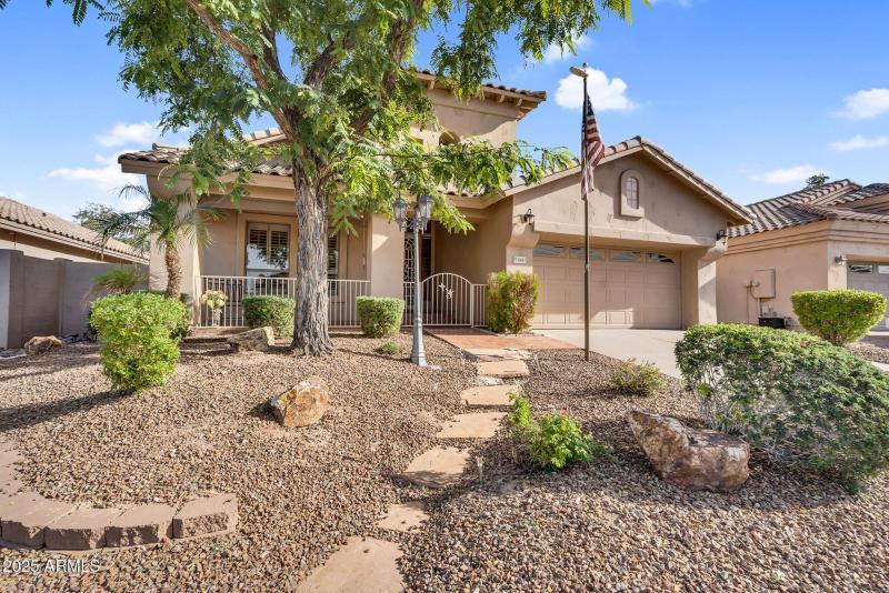 3-web-or-mls-3661 N Katmai - 1