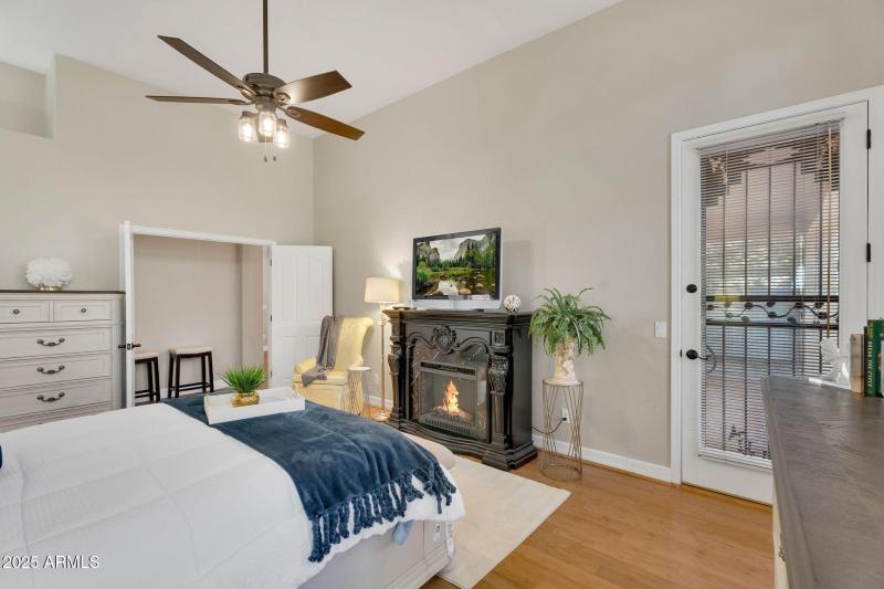 20-web-or-mls-3661 N Katmai - 18