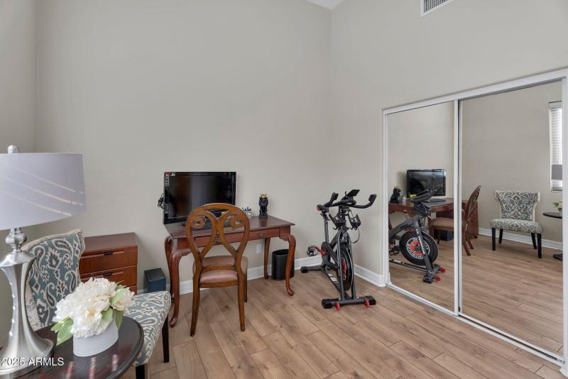 29-web-or-mls-3661 N Katmai - 28