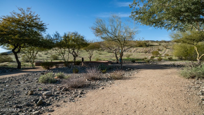 Community Park w/access to S. Mountain