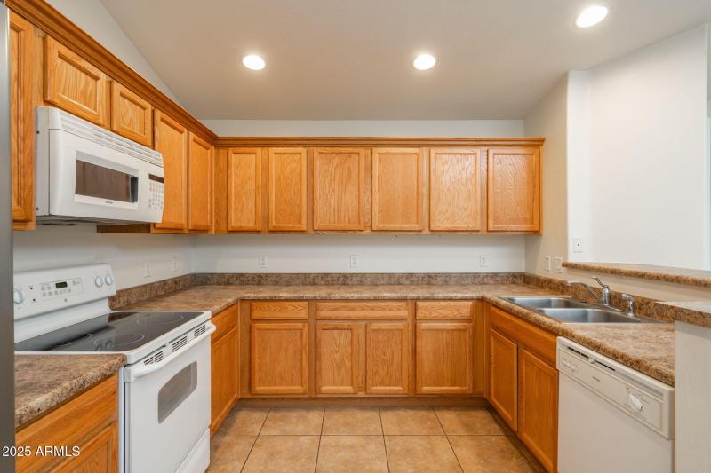 15-web-or-mls-5080-e-cedar-creek-dr