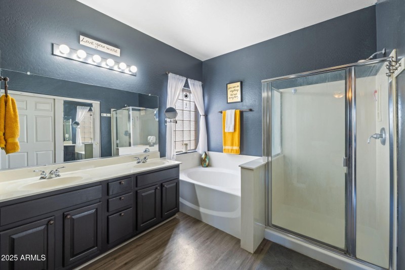 19-web-or-mls-12830-w-fairmount-ave