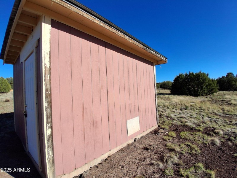 28 COUNTY ROAD N8171