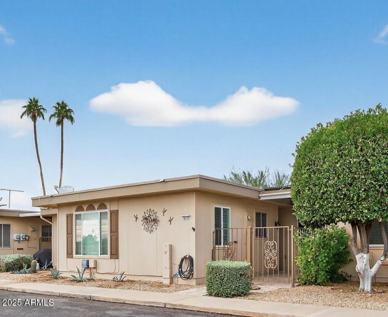 02_13721_N_98th_Ave_UNIT_C2_mls