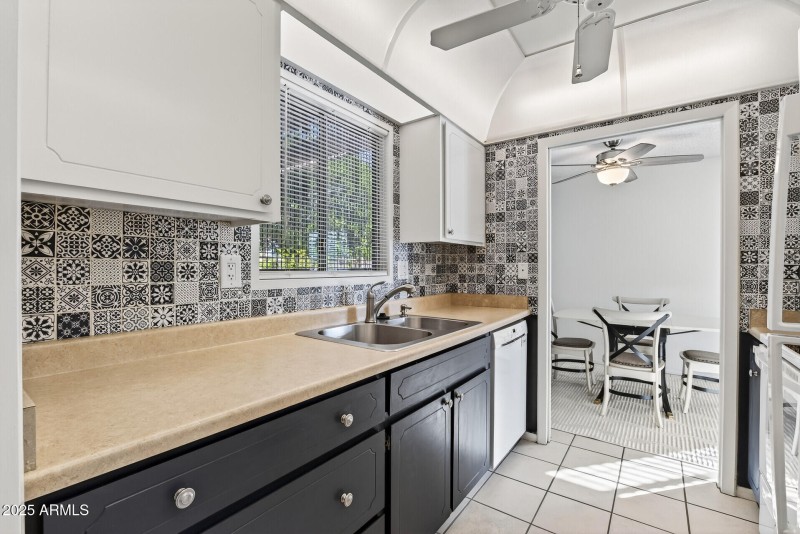 08_13721_N_98th_Ave_UNIT_C8_mls