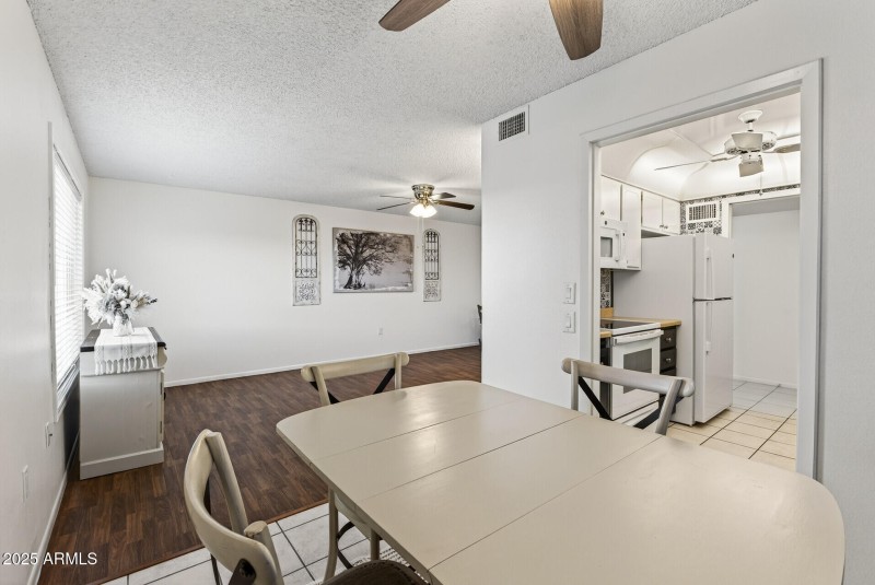 13_13721_N_98th_Ave_UNIT_C13_mls