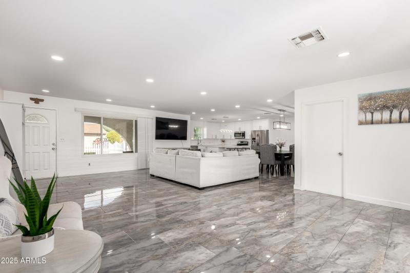 2aa6b9003c0e1aaa74506d898c48cb72