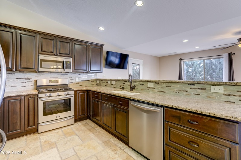 Kitchen 3