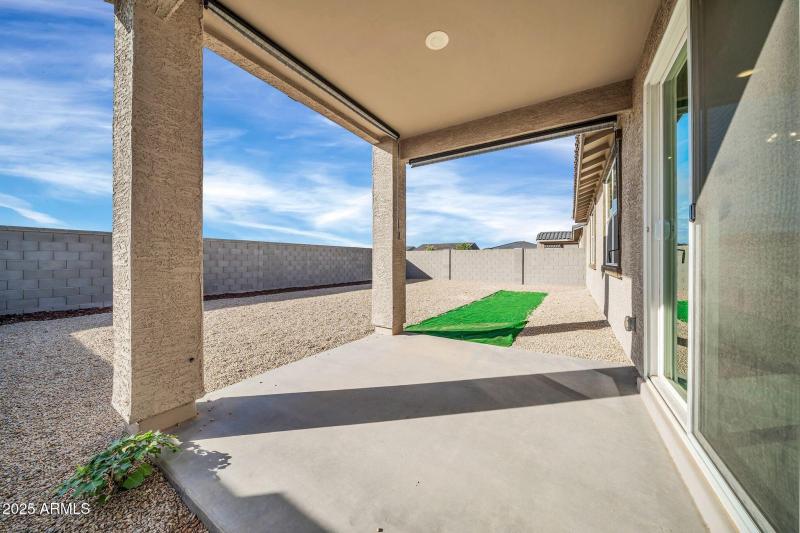 17557 W Madison St-35