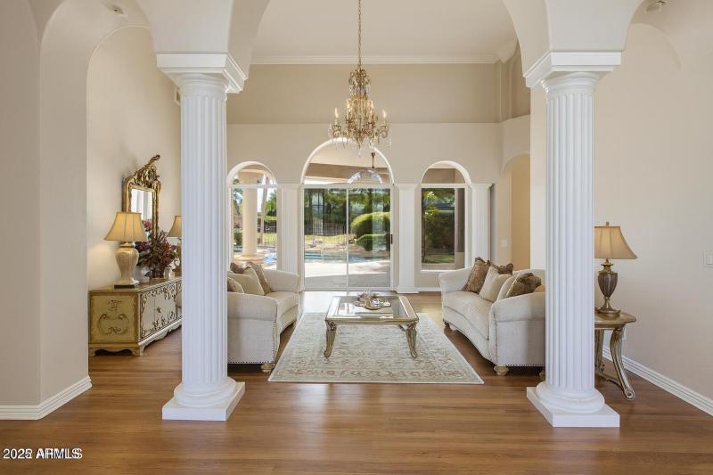 A grand formal livin