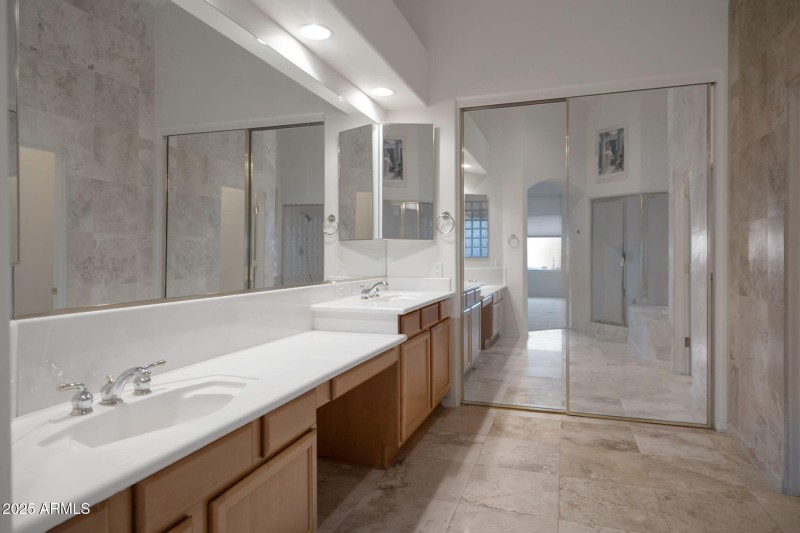 Master Bathroom!