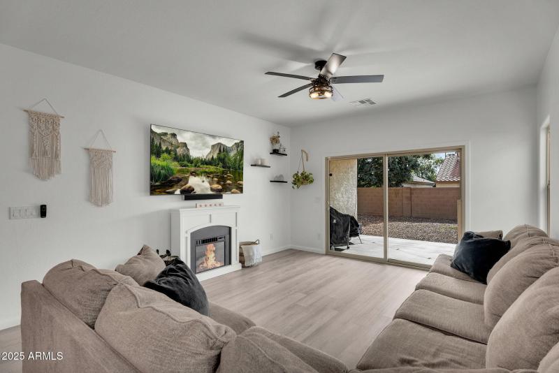 13-web-or-mls-6579 W Georgetown Way-5