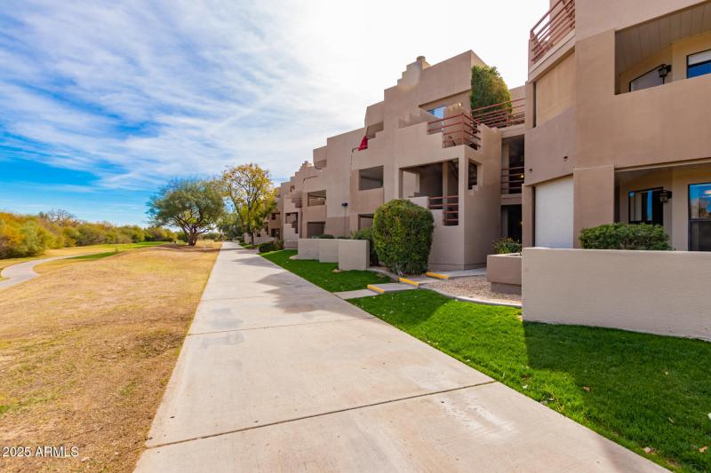 29 Desert Cove
