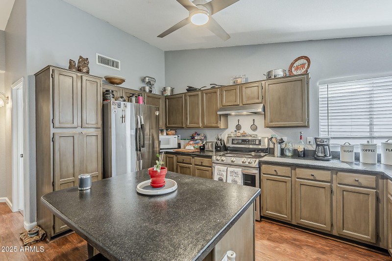 10-web-or-mls-41st-10