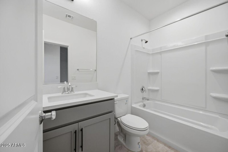 hj-az-phoenix-asante-discovery-quartz-lo