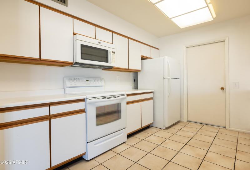 10845 W Pineaire Dr, Sun City, AZ 85351