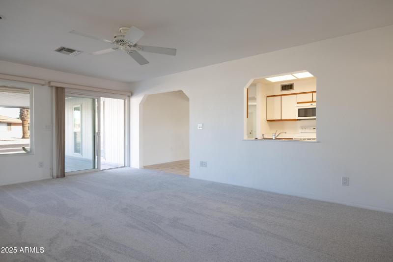 10845 W Pineaire Dr, Sun City, AZ 85351