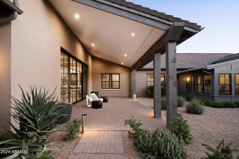 Front courtyard patio