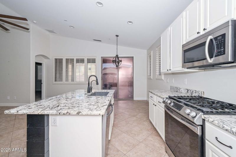 Kitchen-Breakfast Room2