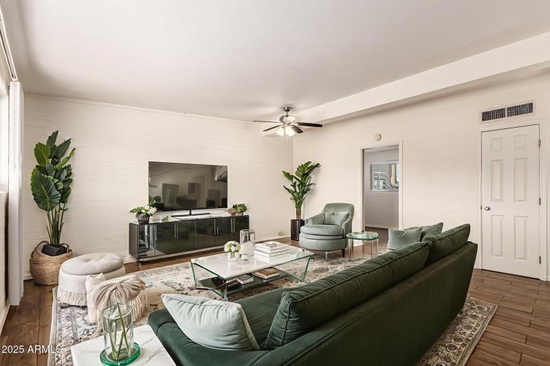 2-web-or-mls-Missouri 1 virtually staged