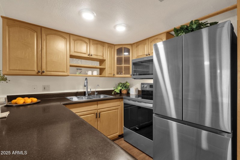 10-web-or-mls-16819-e-gunsight-dr-a3