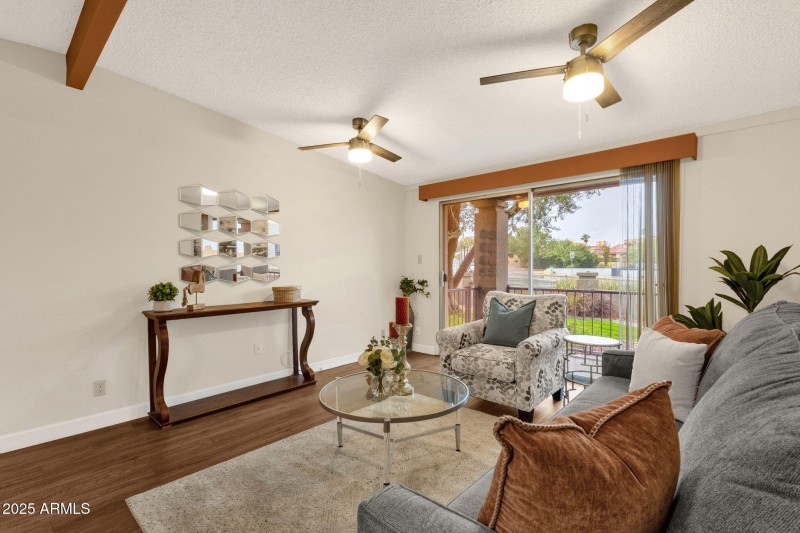 14-web-or-mls-16819-e-gunsight-dr-a3