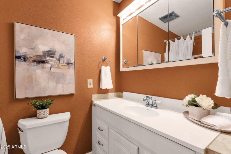 21-web-or-mls-16819-e-gunsight-dr-a3