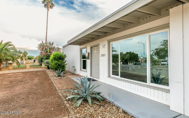 2007 W Hidalgo Ave-4