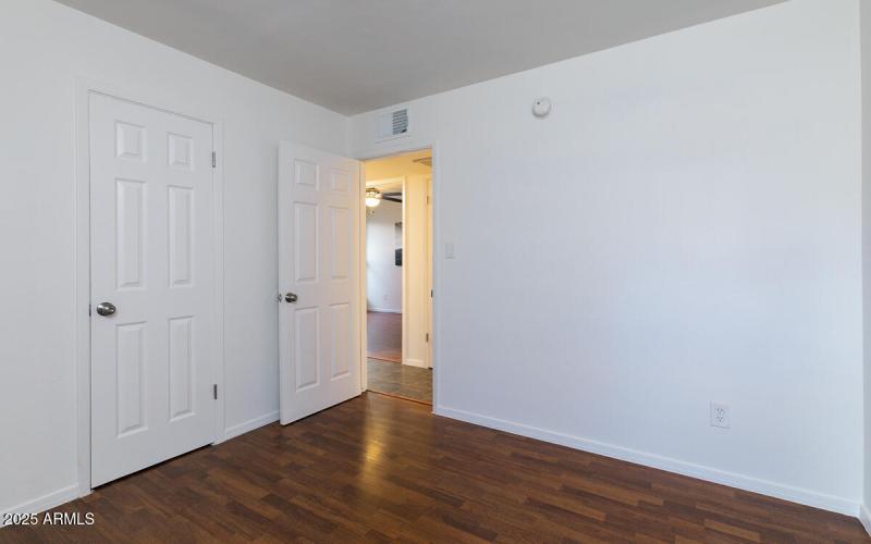 2007 W Hidalgo Ave-16