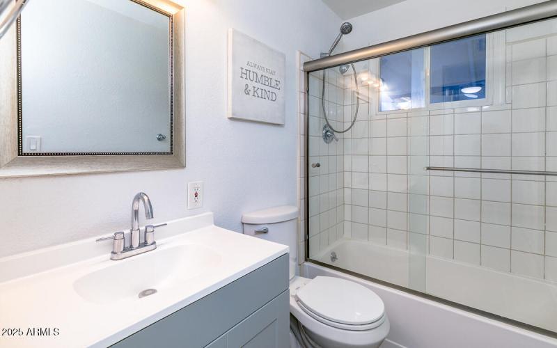 2007 W Hidalgo Ave-17