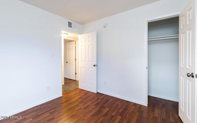 2007 W Hidalgo Ave-21